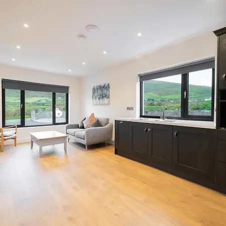 Way Snug, Luxury * Dingle